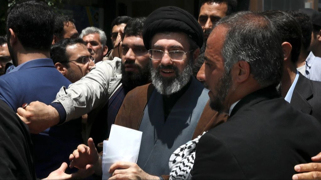 Izraelci tvrde: Sin ubijenog ajatolaha ranjen u napadu